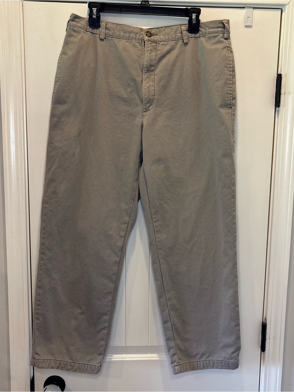 L.L. Bean Pants Men 35x28 Beige Flannel Lined Chino Khaki Flat Front Natural Fit